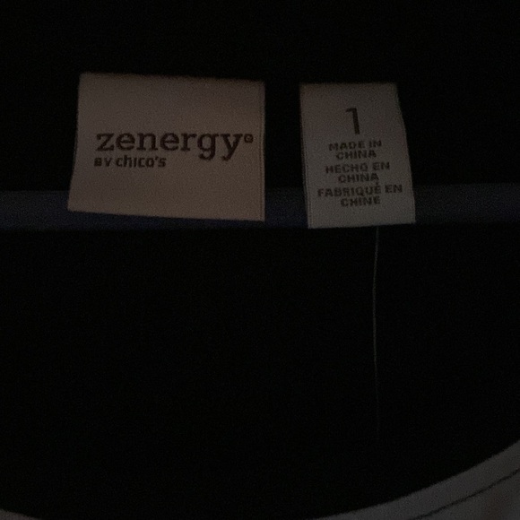 Chico’s Print Lace Sleeve Tunic Zenergy - Picture 2 of 5